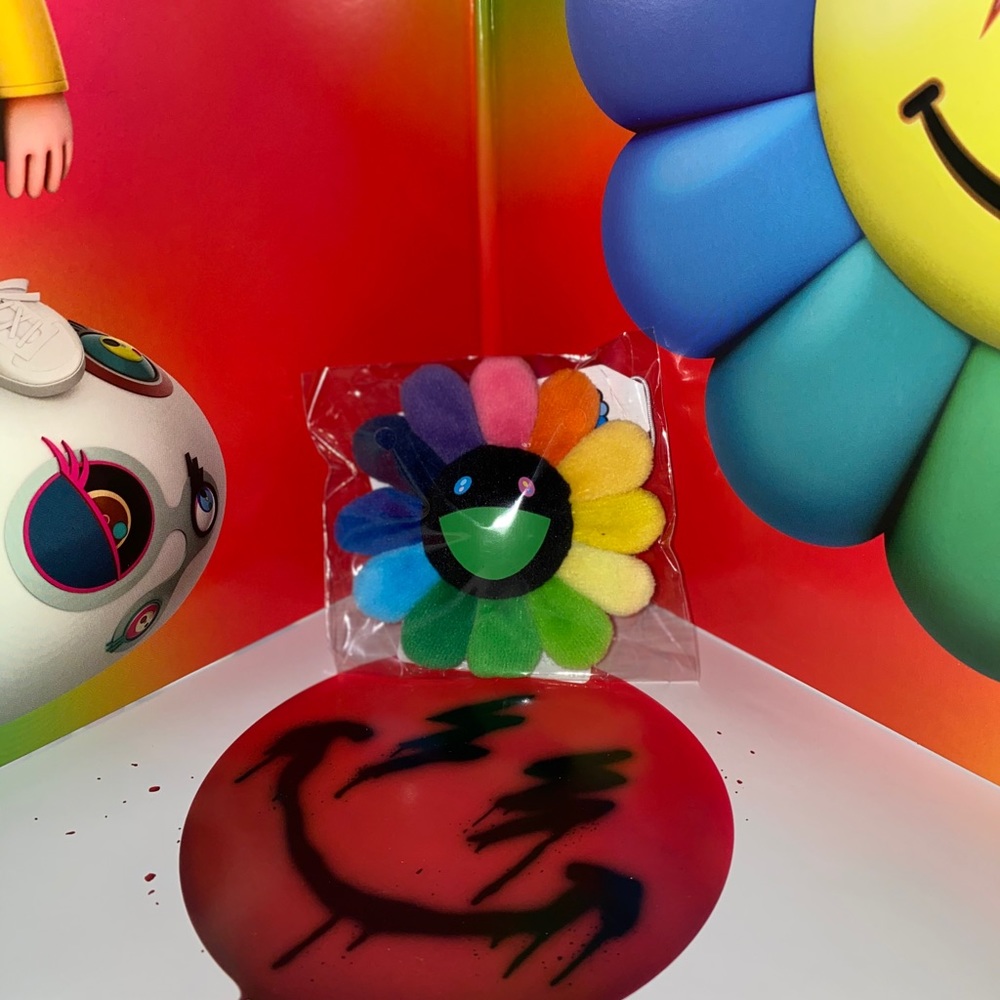 TM/KK Flower Plush Key Chain Rainbow & Black